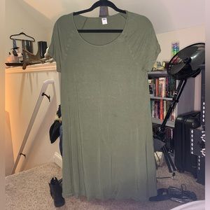 Old navy green causal tshirt dress